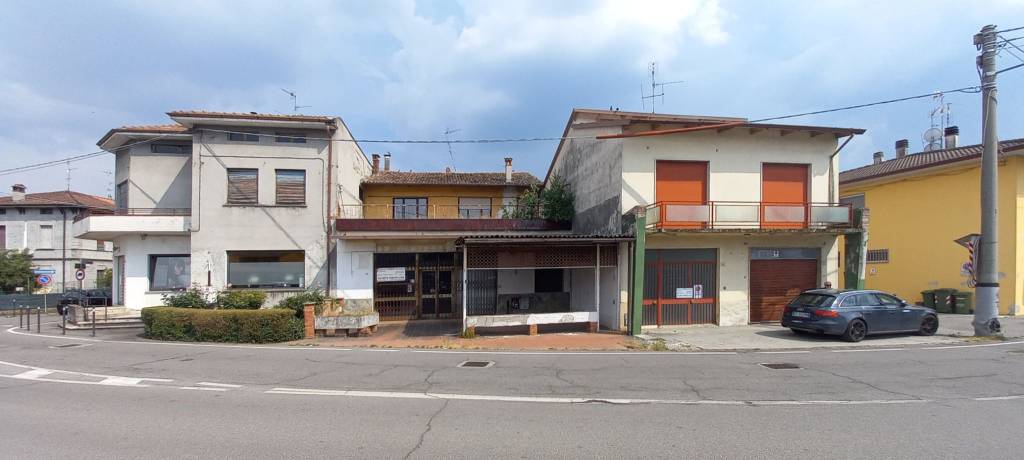 Soluzione Indipendente in vendita a Pizzighettone, 4 locali, prezzo € 90.000 | PortaleAgenzieImmobiliari.it