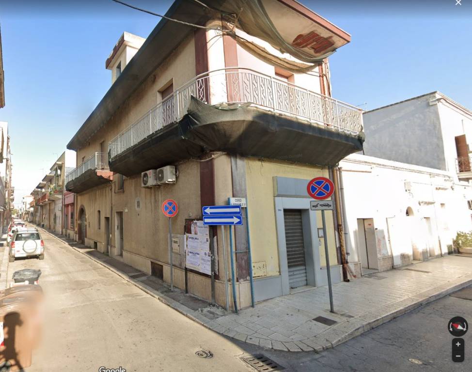 Appartamento in vendita a Taranto, 3 locali, prezzo € 100.000 | PortaleAgenzieImmobiliari.it