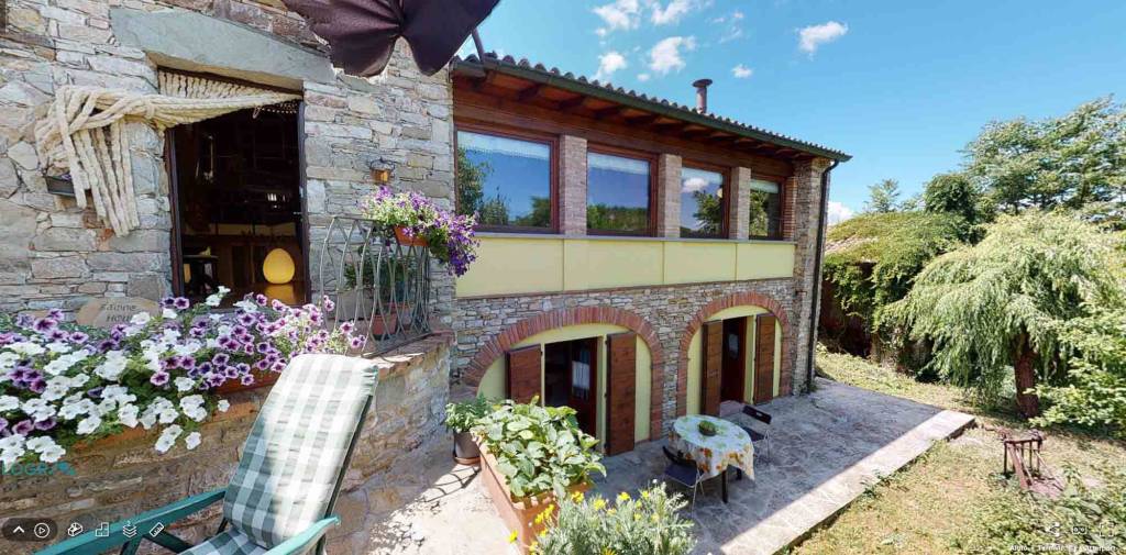 Villa in vendita a Alta Val Tidone, 4 locali, prezzo € 280.000 | PortaleAgenzieImmobiliari.it