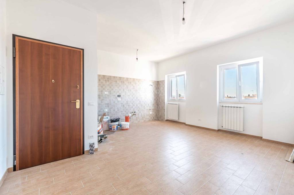Appartamento in vendita a Roma, 2 locali, zona Zona: 35 . Setteville - Casalone - Acqua Vergine, prezzo € 99.000 | CambioCasa.it