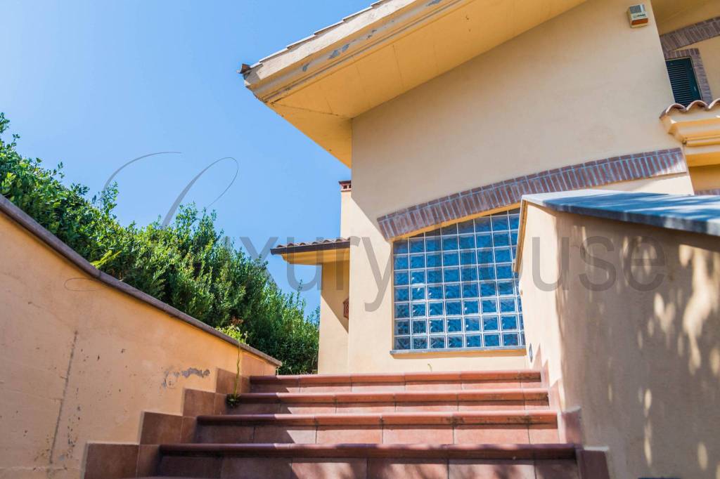 Villa in vendita a Formello, 4 locali, prezzo € 319.000 | CambioCasa.it