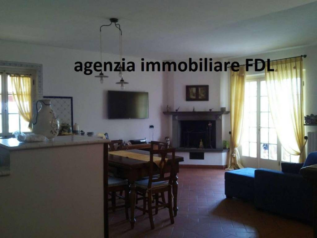 Soluzione Indipendente in vendita a Casciana Terme Lari, 9 locali, Trattative riservate | PortaleAgenzieImmobiliari.it