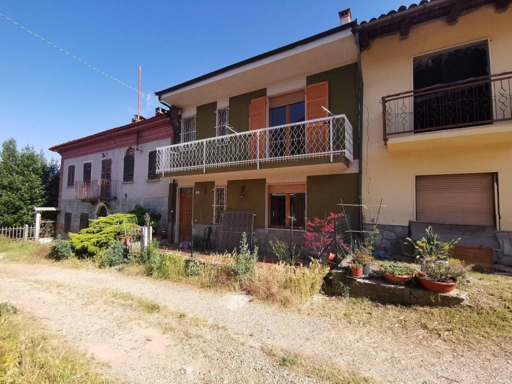 Villa in vendita a Montà, 5 locali, prezzo € 75.000 | PortaleAgenzieImmobiliari.it