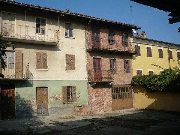 Villa in vendita a Priocca, 10 locali, prezzo € 67.000 | PortaleAgenzieImmobiliari.it