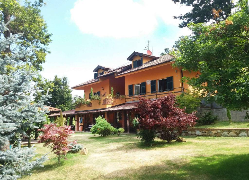 Villa in vendita a Ovada, 20 locali, prezzo € 1.500.000 | CambioCasa.it