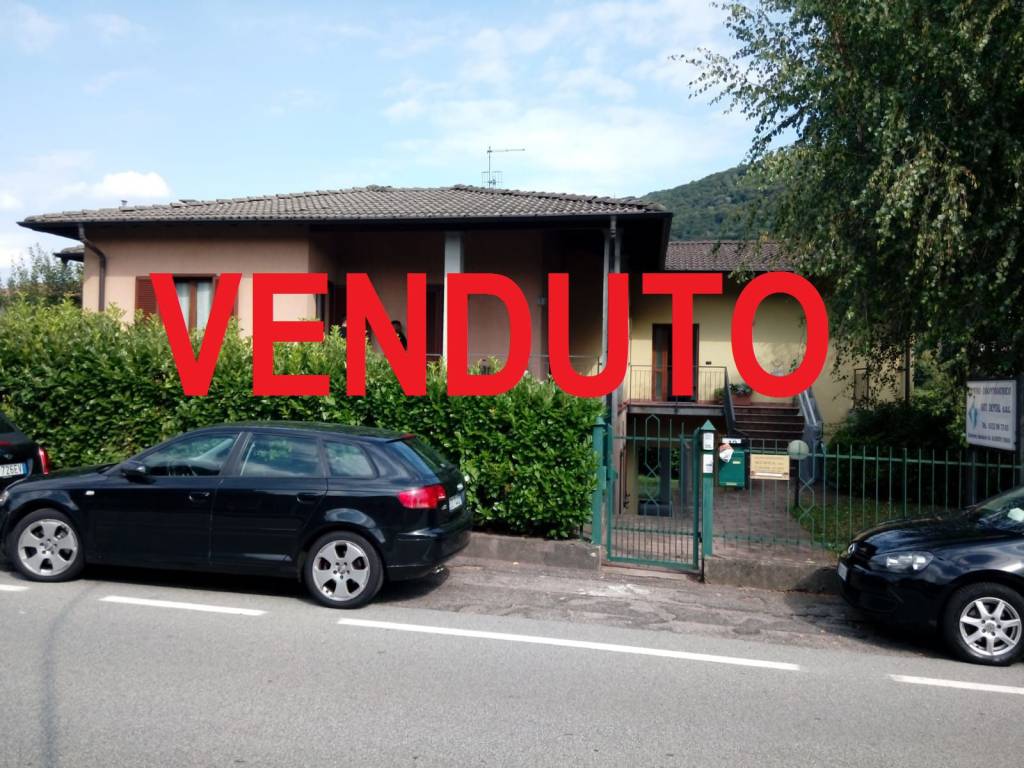 Appartamento in vendita a Marchirolo, 3 locali, prezzo € 150.000 | PortaleAgenzieImmobiliari.it