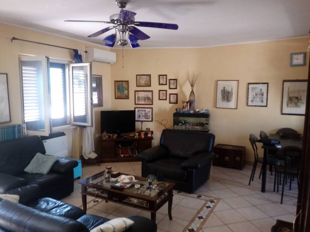 Appartamento in vendita a Ailano, 6 locali, prezzo € 90.000 | CambioCasa.it