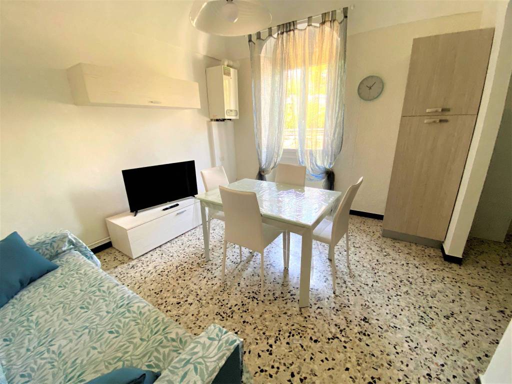 Appartamento in affitto a Taggia, 3 locali, Trattative riservate | CambioCasa.it