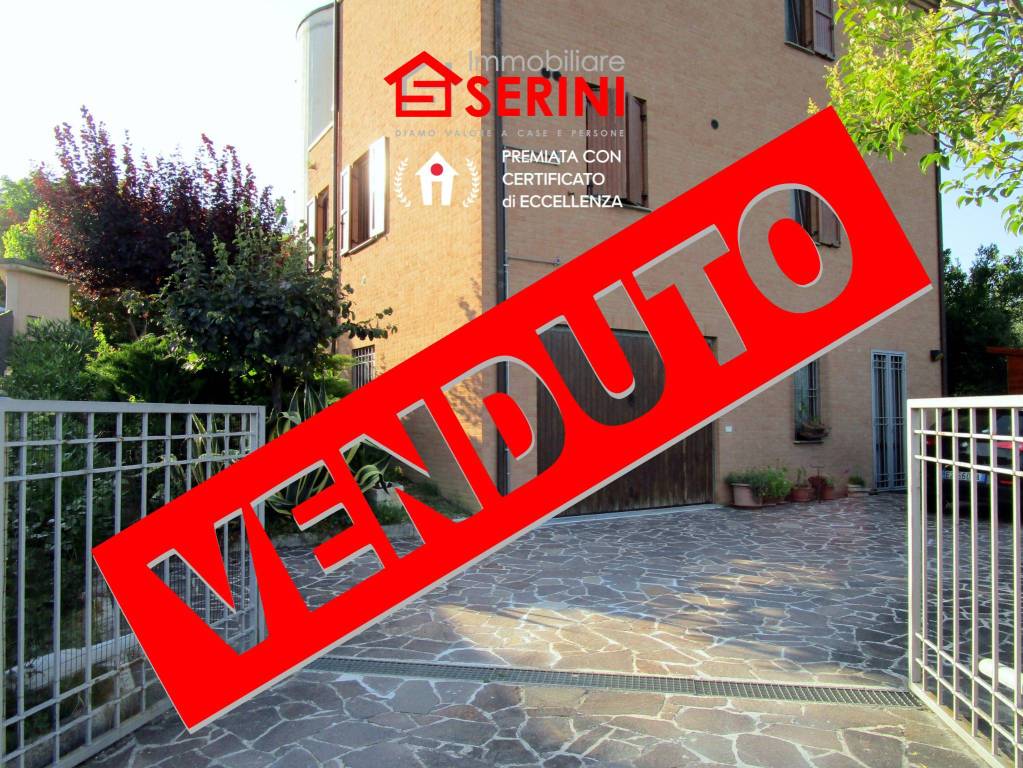 Villa in vendita a Urbisaglia, 7 locali, prezzo € 248.000 | PortaleAgenzieImmobiliari.it