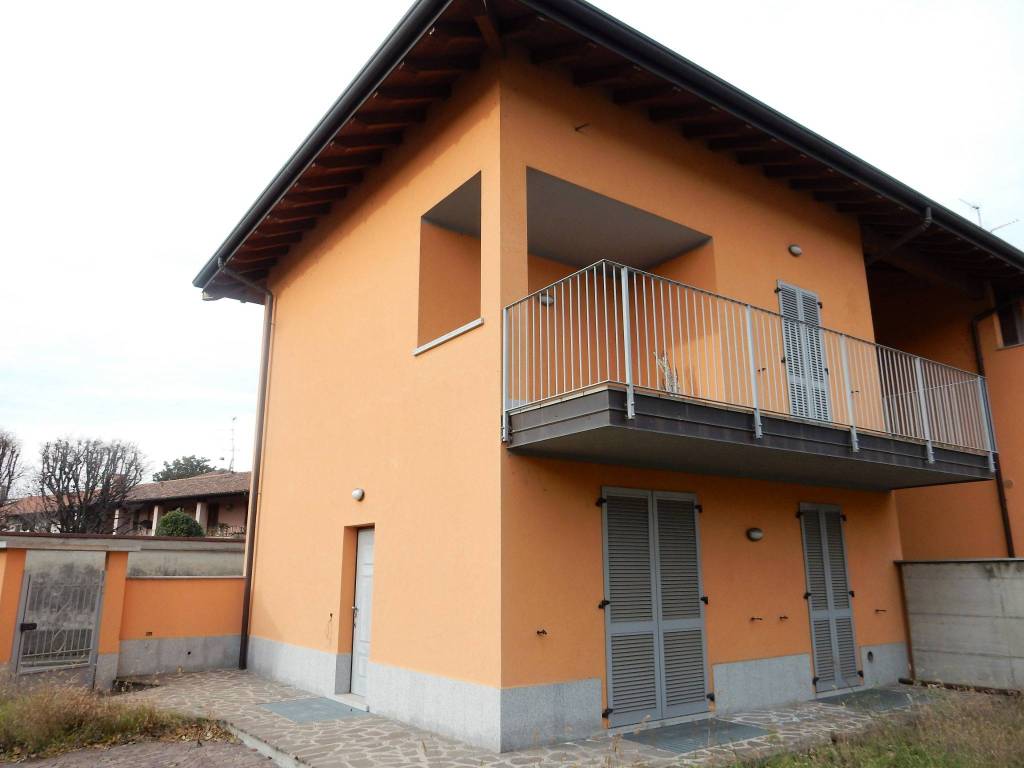 Villa in vendita a Cuggiono, 3 locali, prezzo € 290.000 | PortaleAgenzieImmobiliari.it