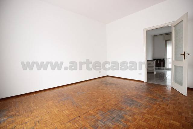 Appartamento in vendita a Buscate, 3 locali, prezzo € 65.000 | PortaleAgenzieImmobiliari.it