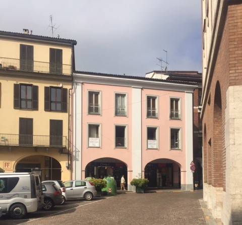 Ufficio / Studio in vendita a Asti, 5 locali, prezzo € 280.000 | PortaleAgenzieImmobiliari.it