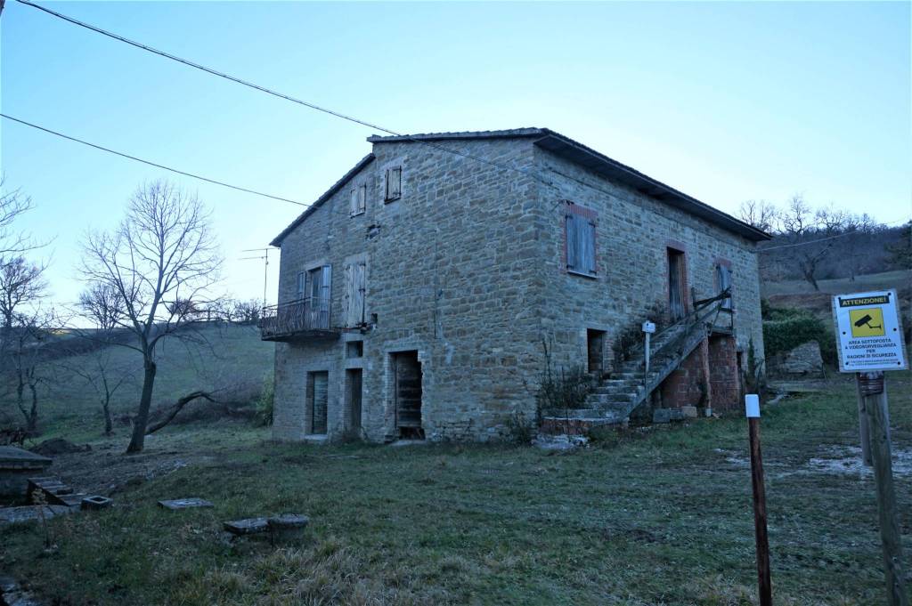 Rustico / Casale in vendita a Assisi, 9 locali, prezzo € 138.000 | PortaleAgenzieImmobiliari.it
