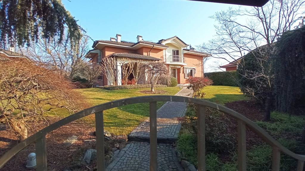 Villa in vendita a Gattinara, 5 locali, prezzo € 440.000 | PortaleAgenzieImmobiliari.it