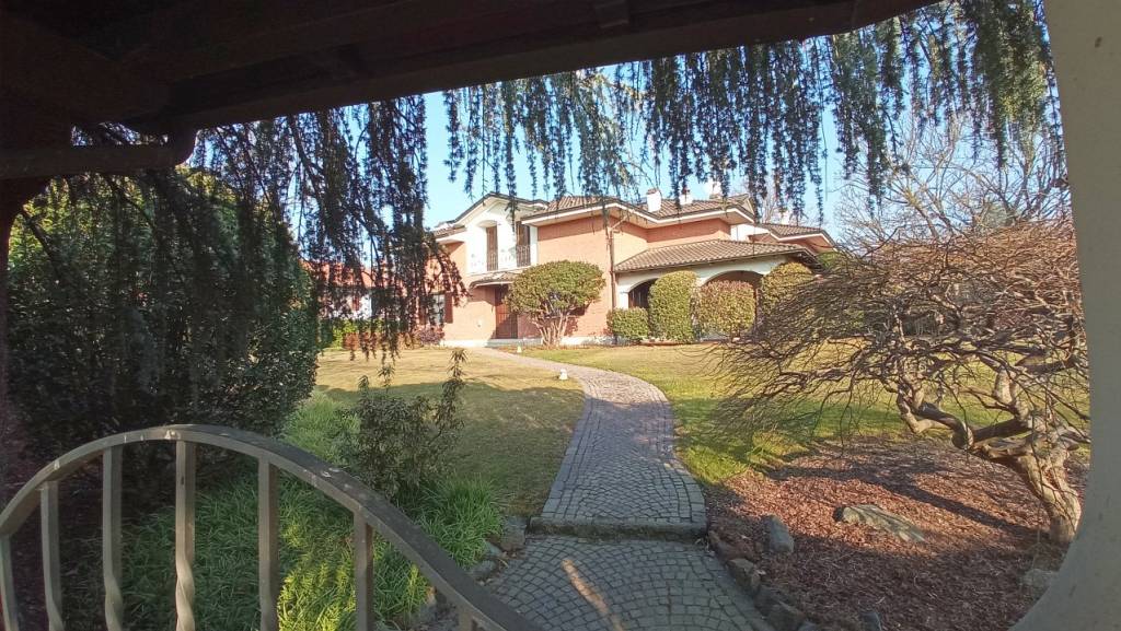 Villa in vendita a Gattinara, 5 locali, prezzo € 460.000 | PortaleAgenzieImmobiliari.it