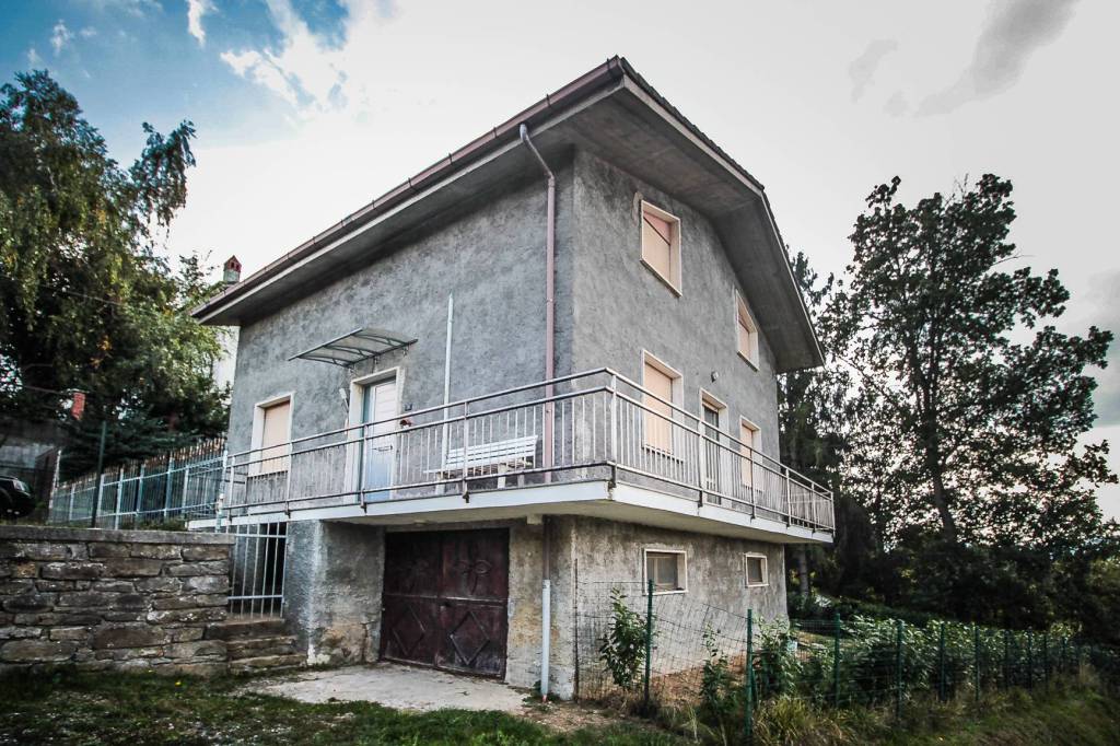 Villa in vendita a Cengio, 1 locali, prezzo € 115.000 | PortaleAgenzieImmobiliari.it