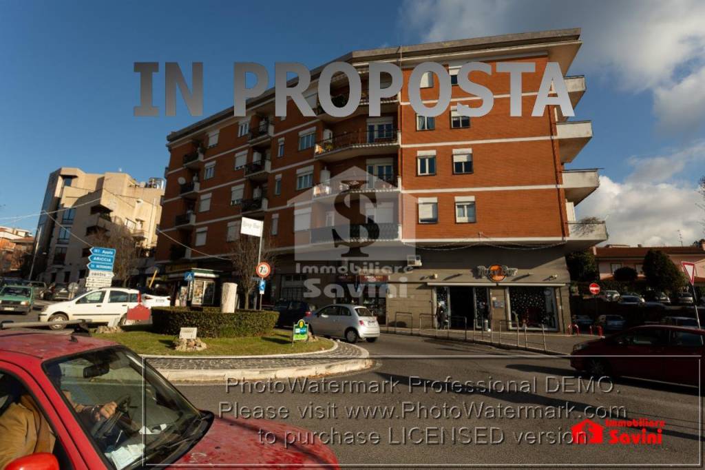 Appartamento in vendita a Genzano di Roma, 3 locali, prezzo € 159.000 | CambioCasa.it