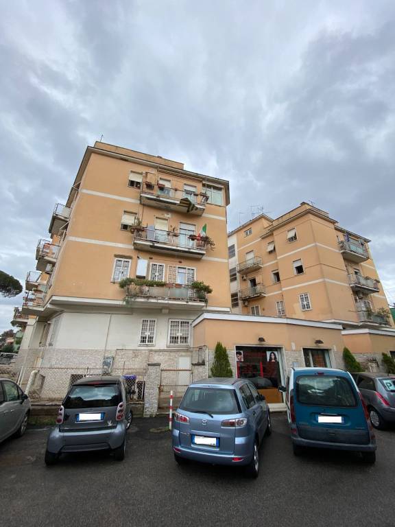 Appartamento in vendita a Roma, 2 locali, zona Zona: 33 . Quarto Casale, Labaro, Valle Muricana, Prima Porta, prezzo € 120.000 | CambioCasa.it