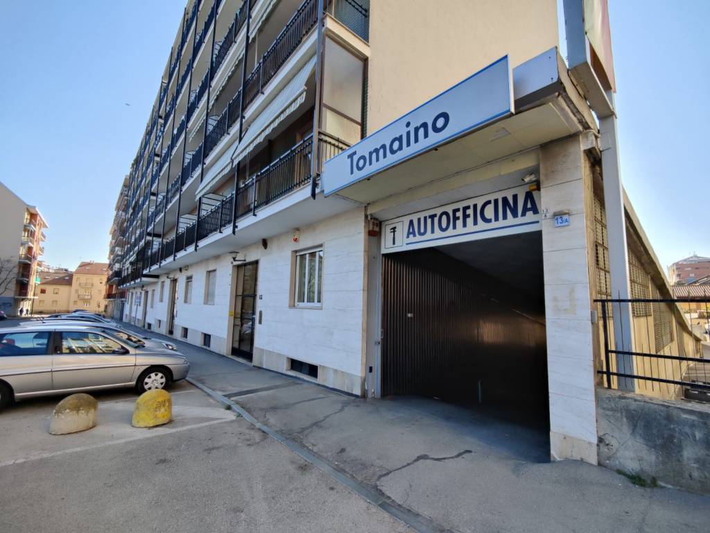 Magazzino in vendita a Rivoli, 9999 locali, prezzo € 590.000 | PortaleAgenzieImmobiliari.it