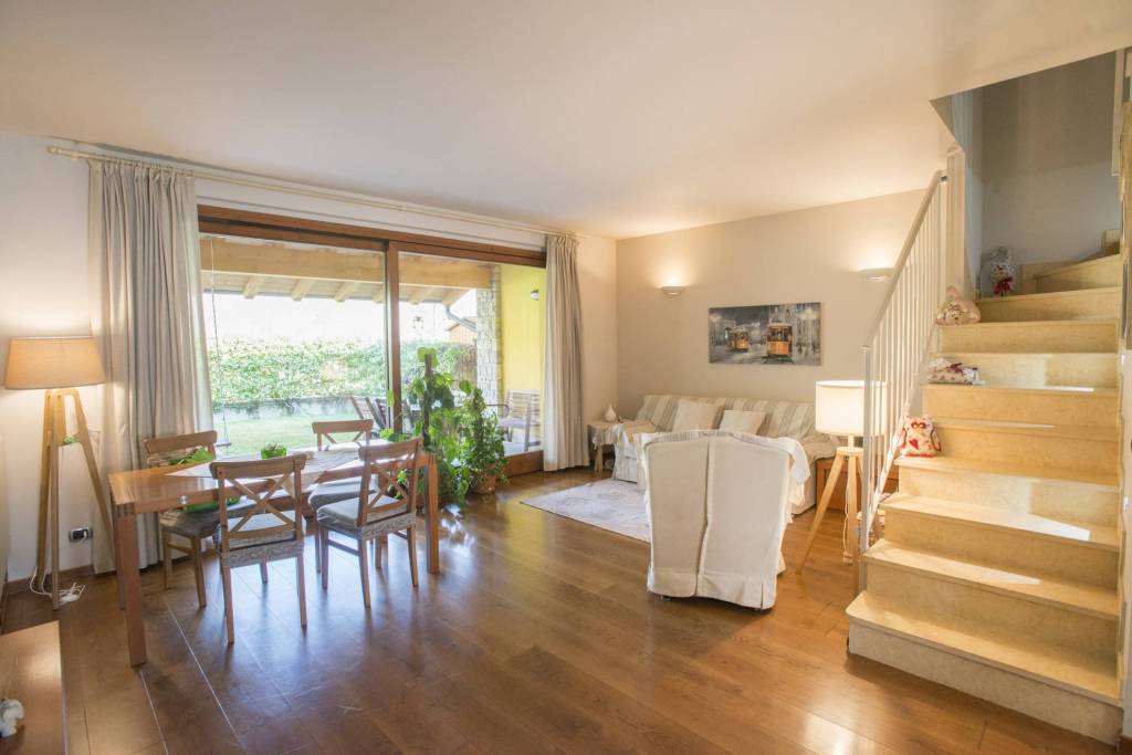 Villa in vendita a Bagnatica, 4 locali, prezzo € 387.000 | PortaleAgenzieImmobiliari.it