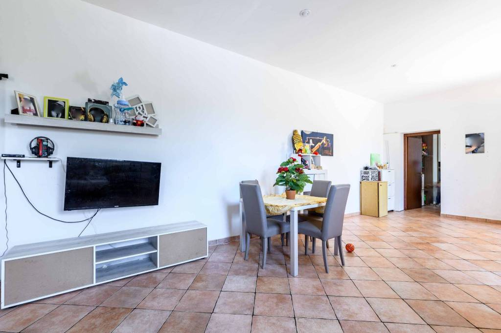 Appartamento in vendita a Zagarolo, 2 locali, prezzo € 89.000 | CambioCasa.it