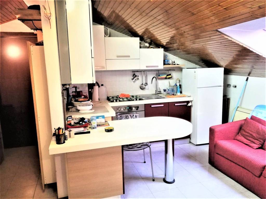 Appartamento in vendita a Cormano, 2 locali, prezzo € 95.000 | CambioCasa.it