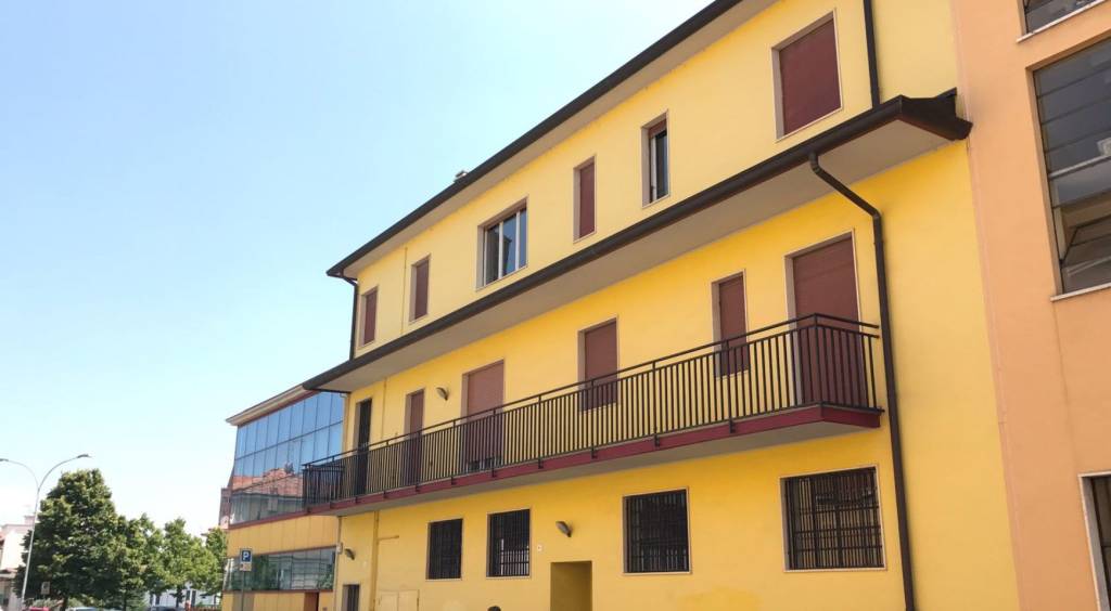 Appartamento in affitto a Treviglio, 4 locali, prezzo € 1.500 | PortaleAgenzieImmobiliari.it
