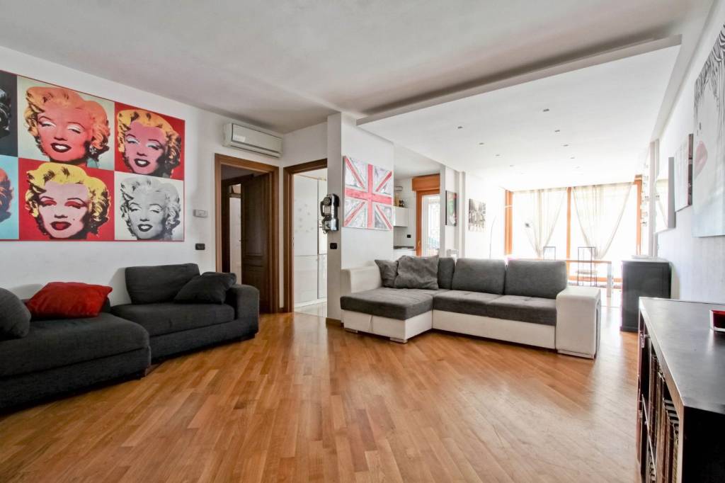 Appartamento in vendita a Roma, 4 locali, prezzo € 500.000 | CambioCasa.it