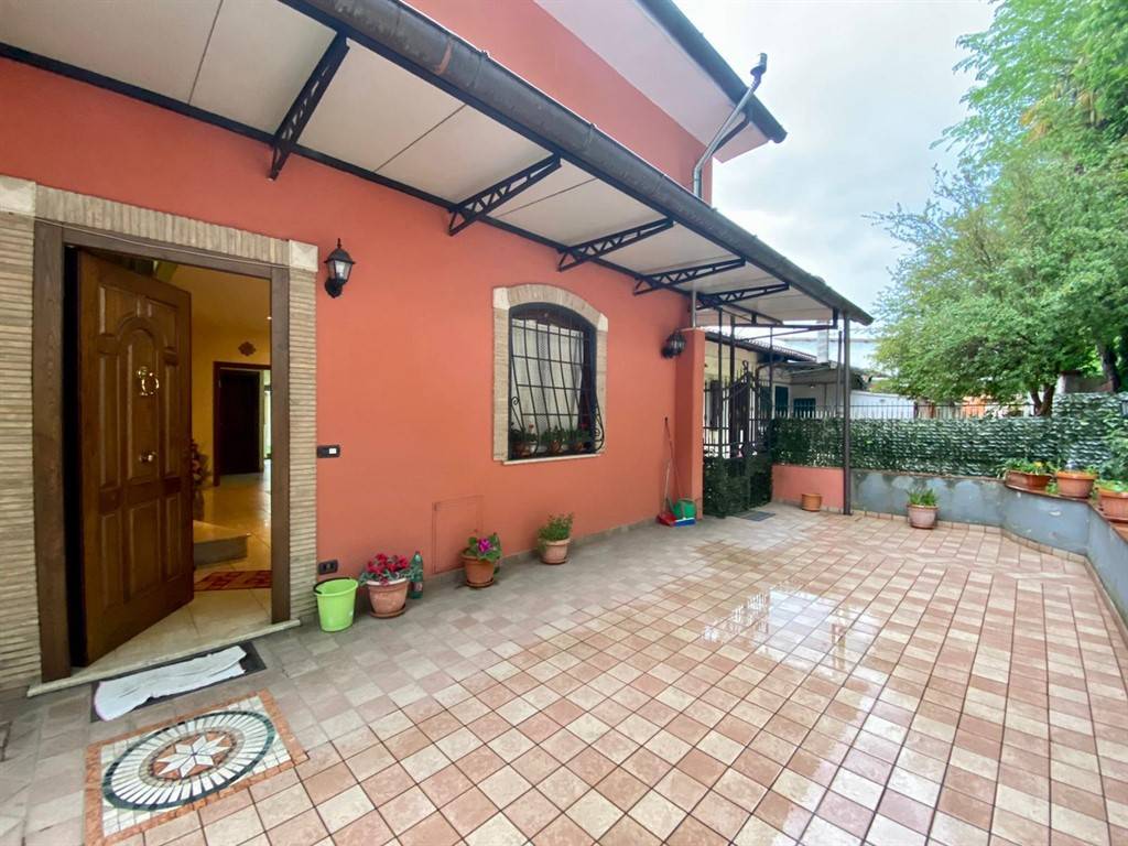 Appartamento in vendita a Valmontone, 3 locali, prezzo € 129.000 | CambioCasa.it