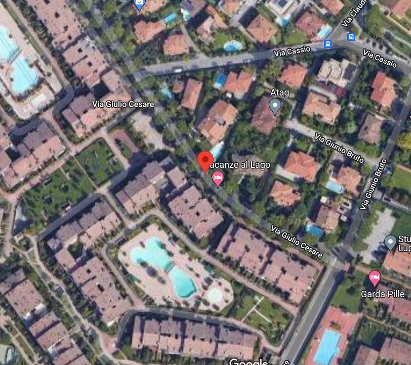 Appartamento in affitto a Desenzano del Garda, 2 locali, prezzo € 990 | CambioCasa.it