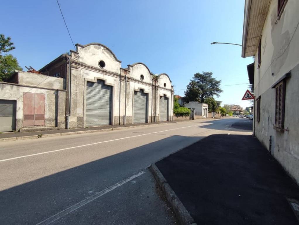 Capannone in vendita a Fagnano Olona, 3 locali, prezzo € 410.000 | PortaleAgenzieImmobiliari.it