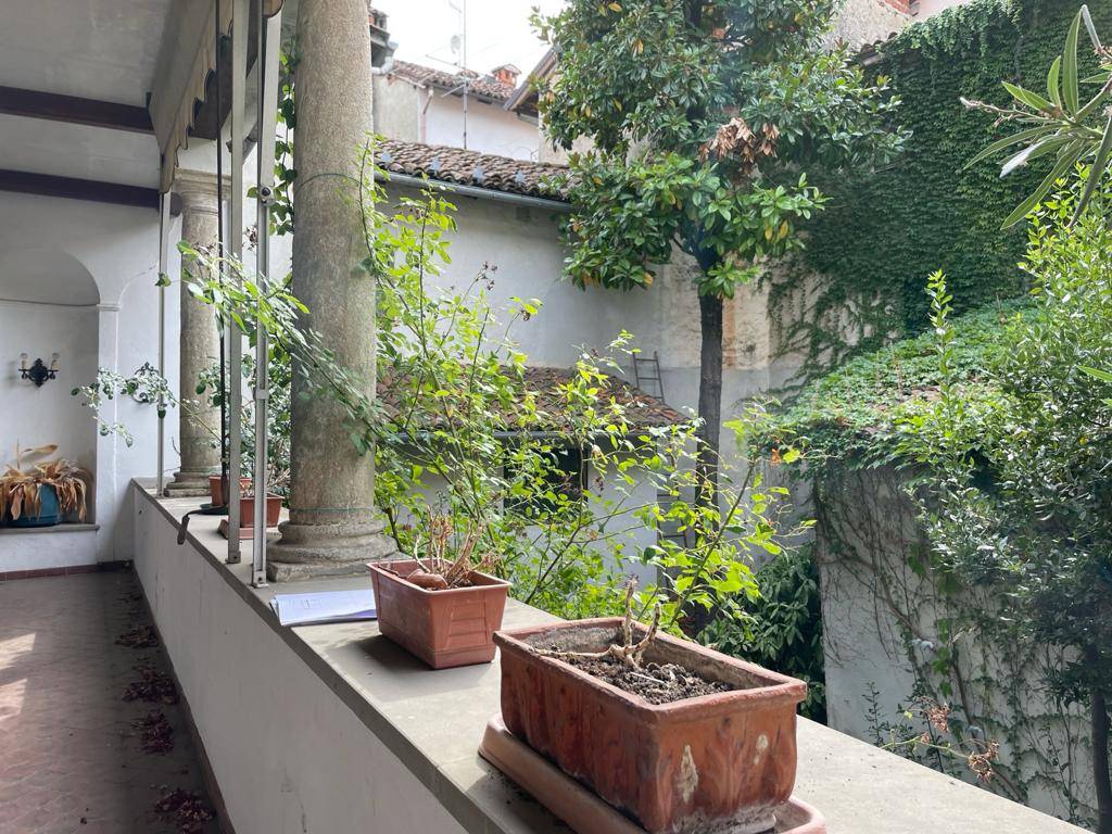Villa in vendita a Rocca Grimalda, 15 locali, prezzo € 270.000 | PortaleAgenzieImmobiliari.it