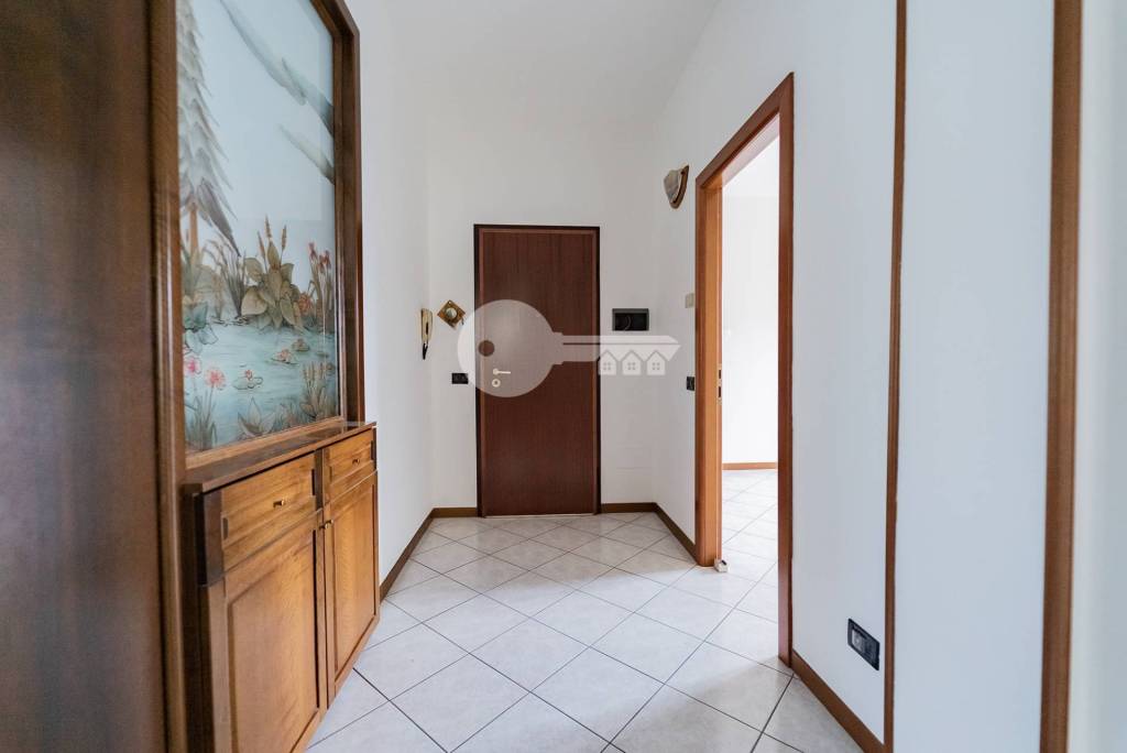 Appartamento in vendita a Ghedi, 3 locali, prezzo € 108.000 | PortaleAgenzieImmobiliari.it