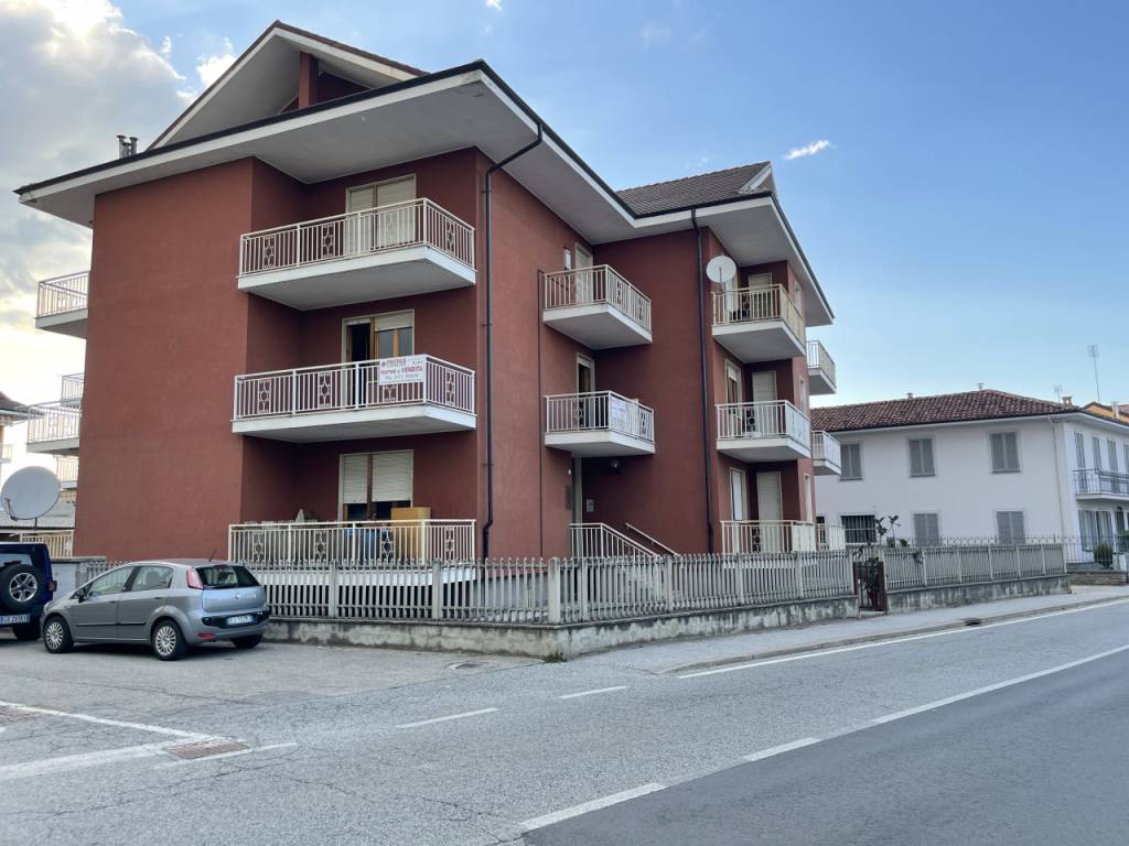Appartamento in vendita a Narzole, 4 locali, prezzo € 105.000 | CambioCasa.it