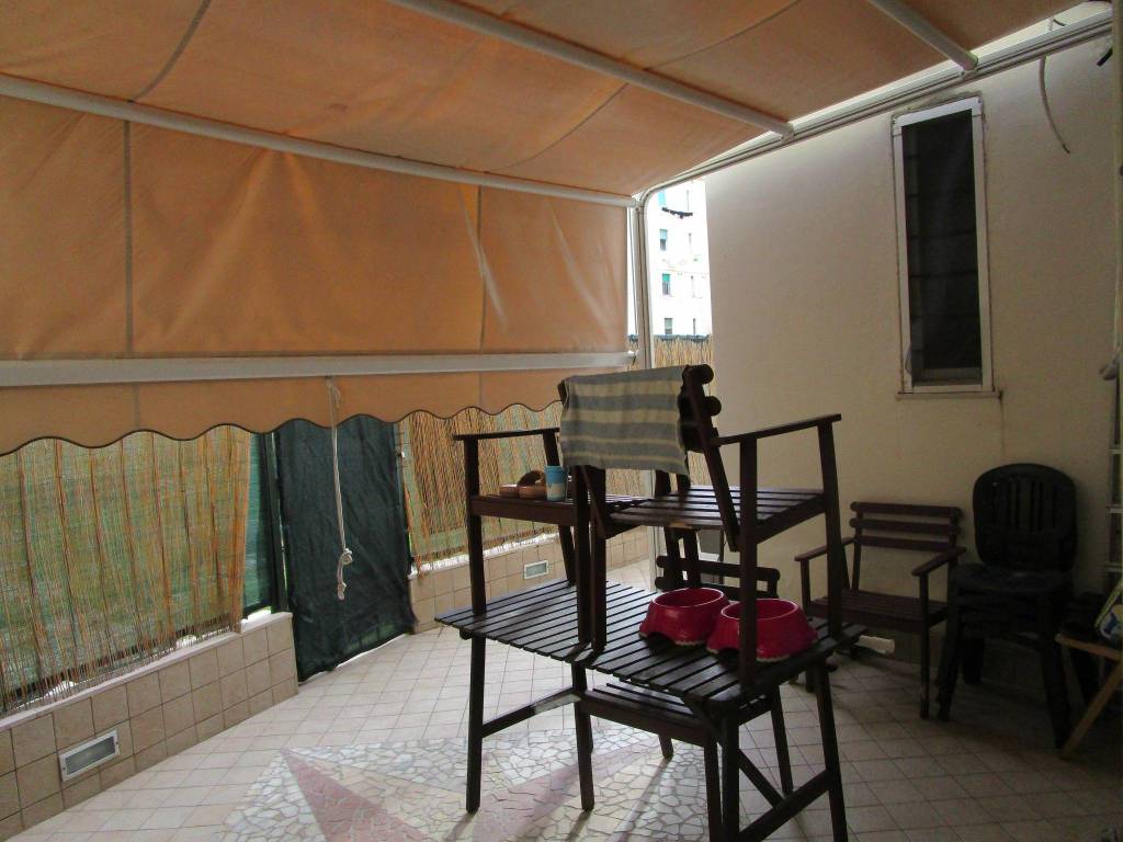Appartamento in vendita a Livorno, 3 locali, prezzo € 138.000 | CambioCasa.it