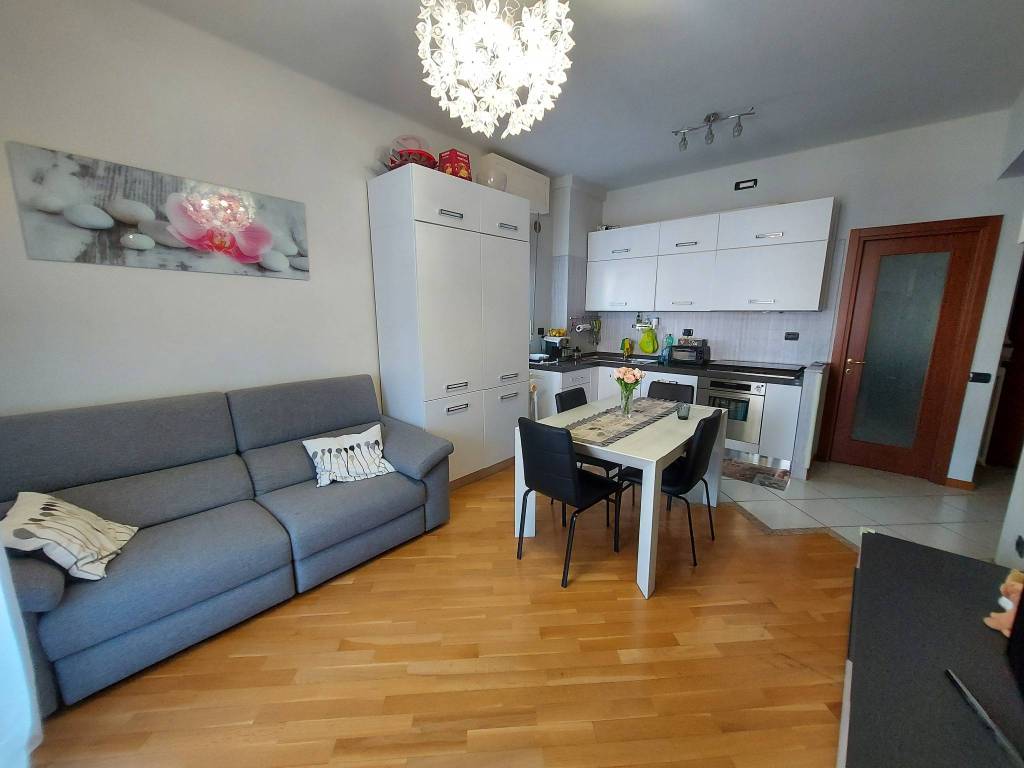 Appartamento in vendita a Pesaro, 3 locali, prezzo € 175.000 | CambioCasa.it