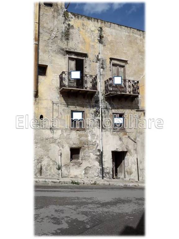 Appartamento in vendita a Castellammare del Golfo, 4 locali, prezzo € 190.000 | PortaleAgenzieImmobiliari.it