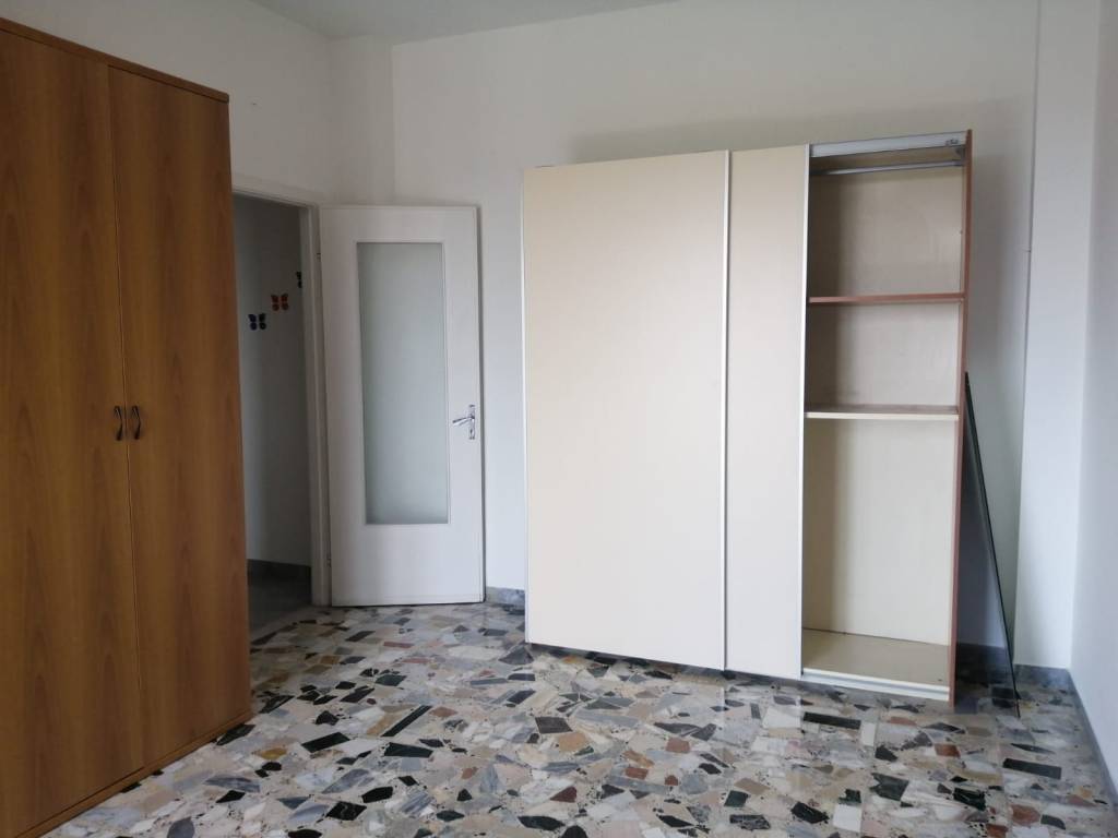 Appartamento in affitto a Pinerolo, 2 locali, prezzo € 340 | CambioCasa.it