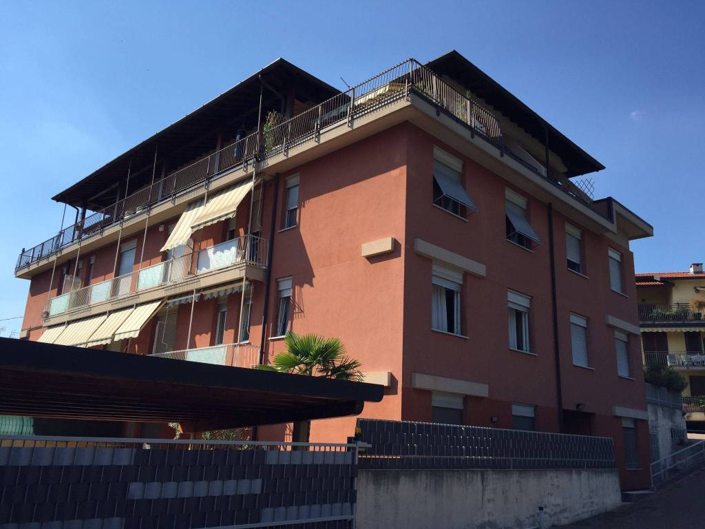 Appartamento in affitto a Como, 3 locali, zona Acquanera- Albate -Muggiò -, prezzo € 750 | PortaleAgenzieImmobiliari.it