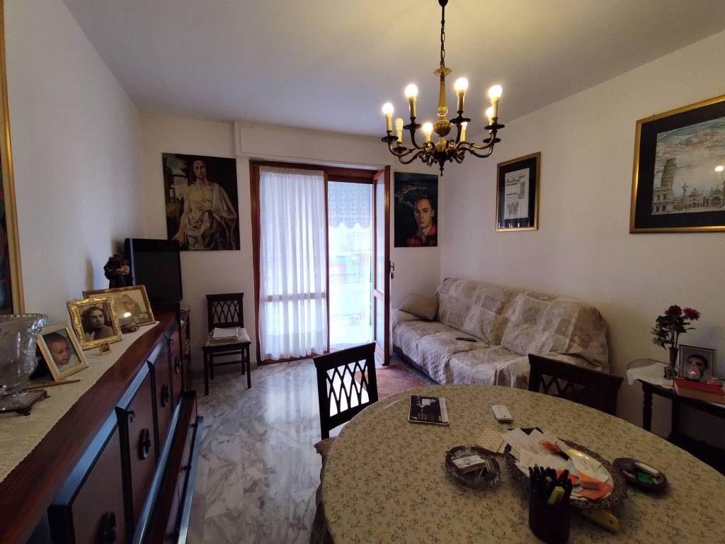 Appartamento in vendita a Taggia, 4 locali, prezzo € 450.000 | PortaleAgenzieImmobiliari.it