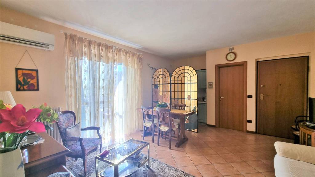 Appartamento in vendita a Mombercelli, 2 locali, prezzo € 55.000 | CambioCasa.it