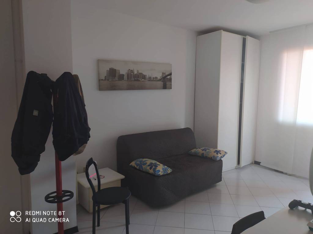 Appartamento in affitto a Gallarate, 1 locali, prezzo € 420 | CambioCasa.it