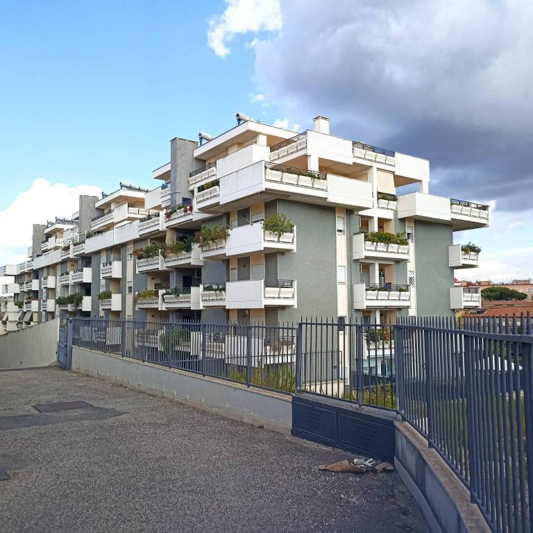 Appartamento in vendita a Roma, 3 locali, zona Zona: 28 . Torrevecchia - Pineta Sacchetti - Ottavia, prezzo € 329.000 | CambioCasa.it