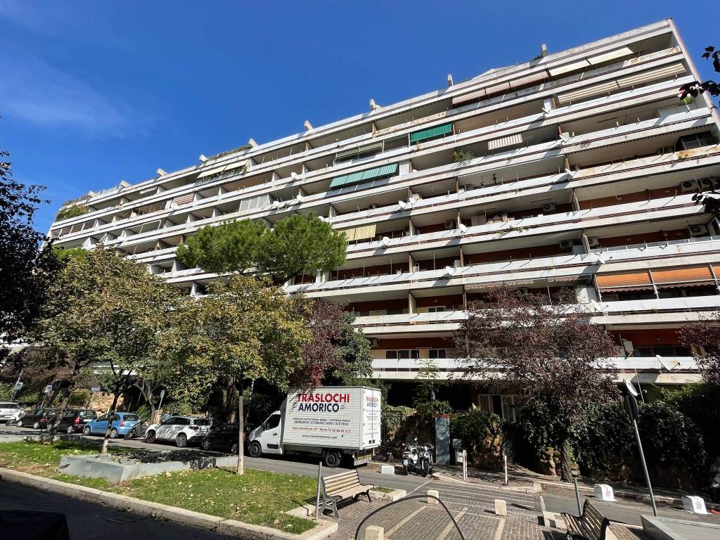 Appartamento in vendita a Roma, 2 locali, zona Zona: 23 . Portuense - Magliana, prezzo € 279.000 | CambioCasa.it