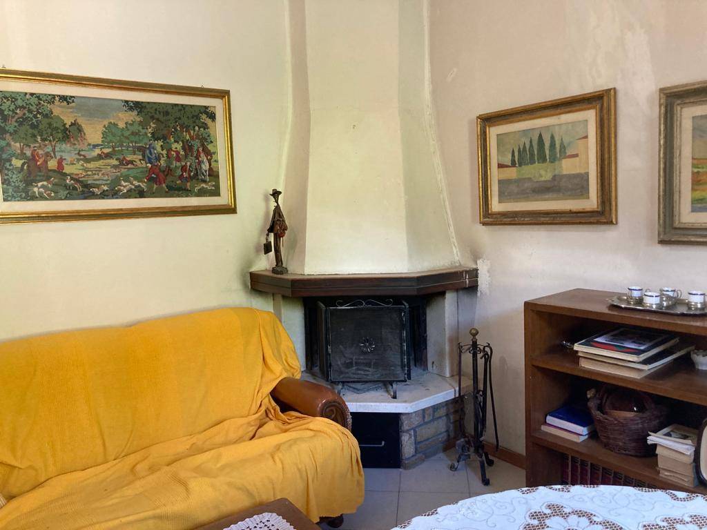 Appartamento in vendita a Pontassieve, 5 locali, prezzo € 108.000 | PortaleAgenzieImmobiliari.it