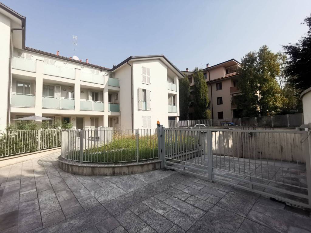 Appartamento in vendita a Concorezzo, 4 locali, prezzo € 434.500 | PortaleAgenzieImmobiliari.it