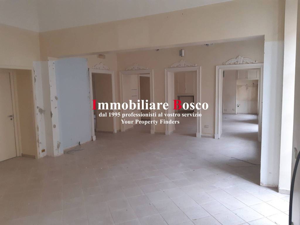 Appartamento in vendita a Pinerolo, 4 locali, prezzo € 230.000 | PortaleAgenzieImmobiliari.it