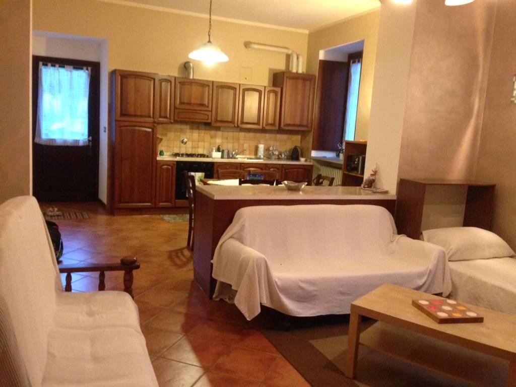 Appartamento in affitto a Pinasca, 2 locali, prezzo € 320 | PortaleAgenzieImmobiliari.it