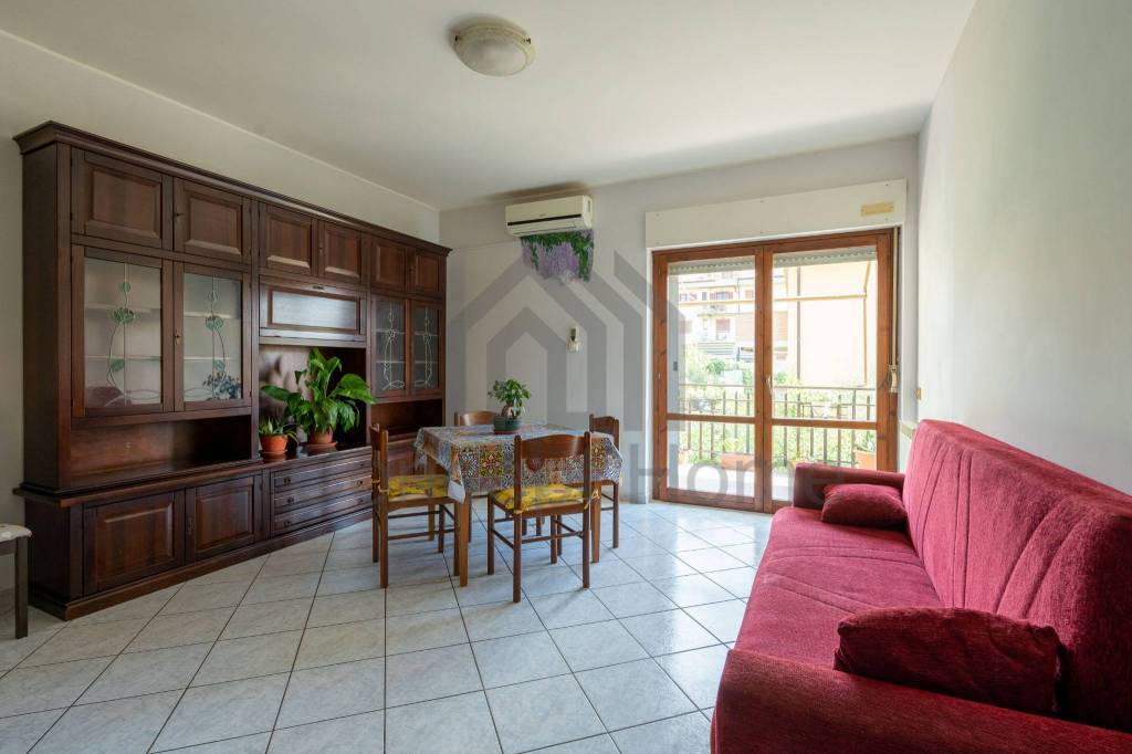 Appartamento in vendita a Castel Gandolfo, 2 locali, prezzo € 178.000 | CambioCasa.it