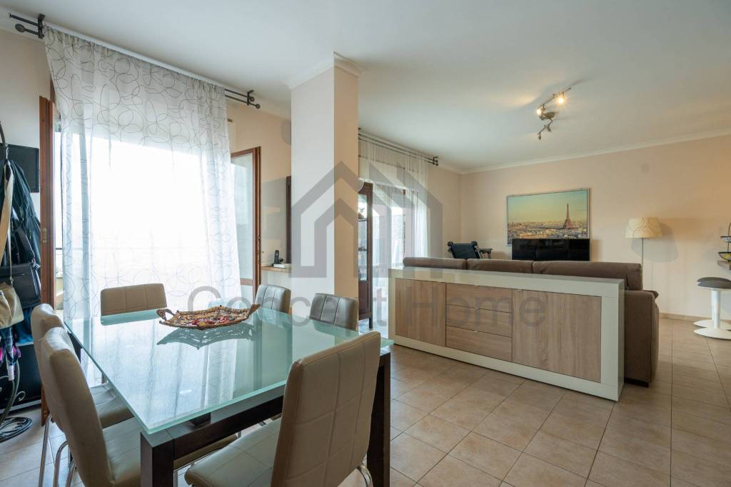 Appartamento in vendita a Monte Porzio Catone, 2 locali, prezzo € 235.000 | CambioCasa.it